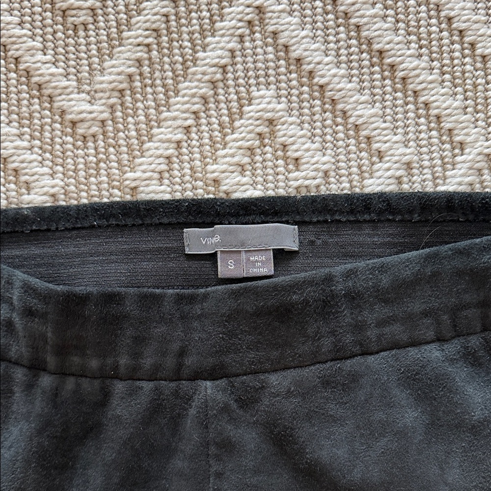 VINCE 100% leather suede Leggings size S - Picture 2 of 3